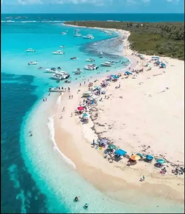 Apartament Ocean Beach Front In Luquillo Pr Near El Yunque